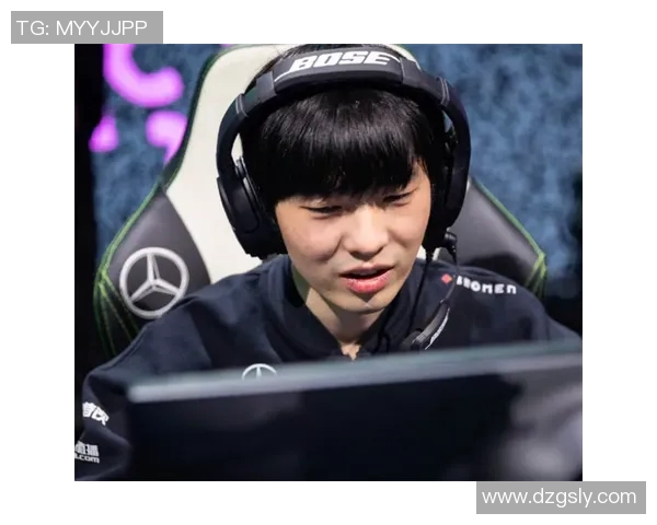 CSGO战术解析：深入探讨JDG战队的盯防策略与执行技巧